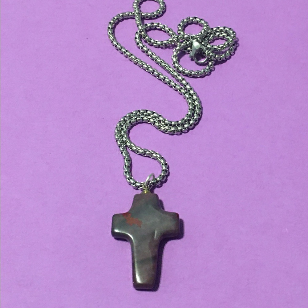 🟥Brand New Handmade Glossy Agate Semi Precious Calming Stone, Religious Cross